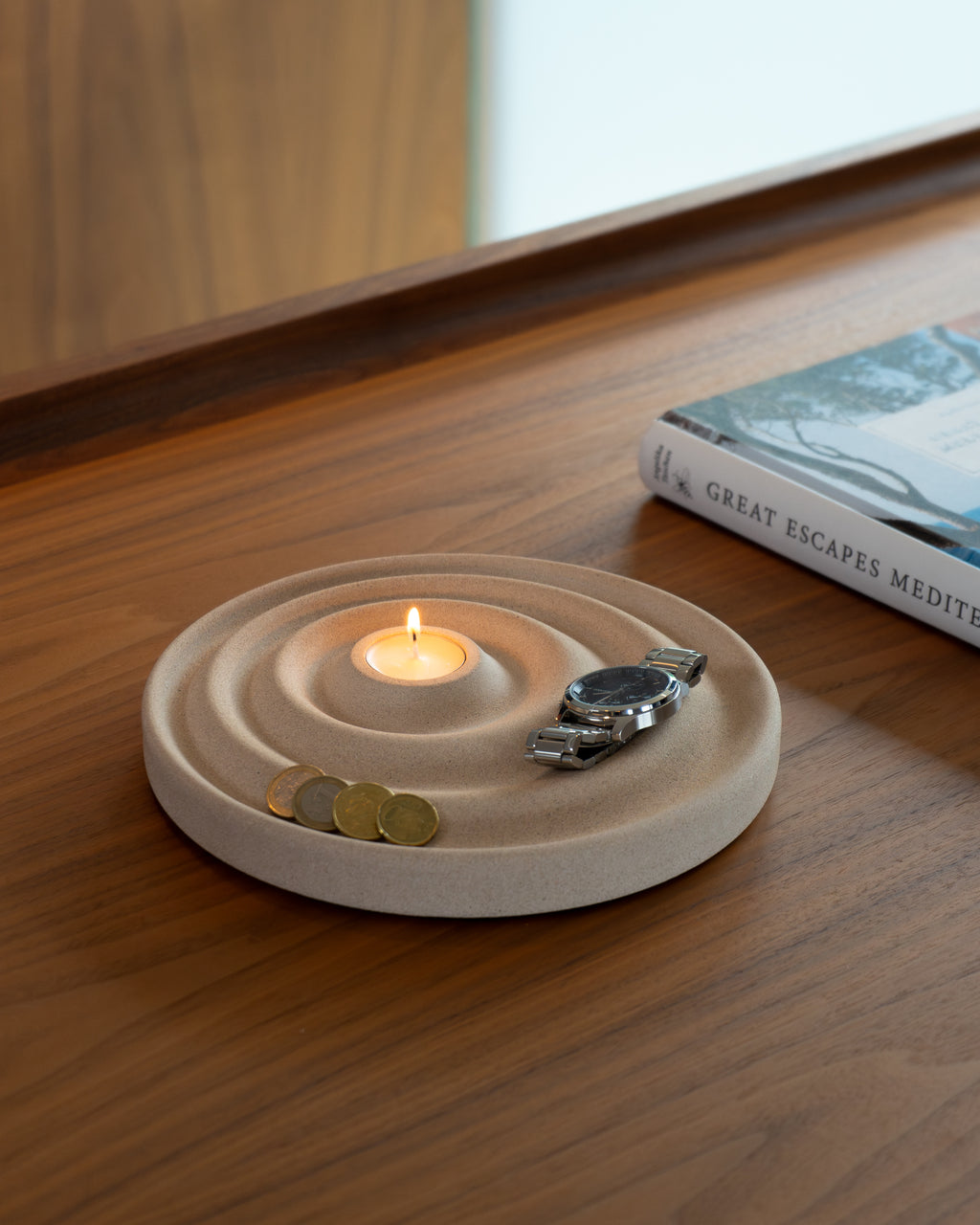 Delicato Tray